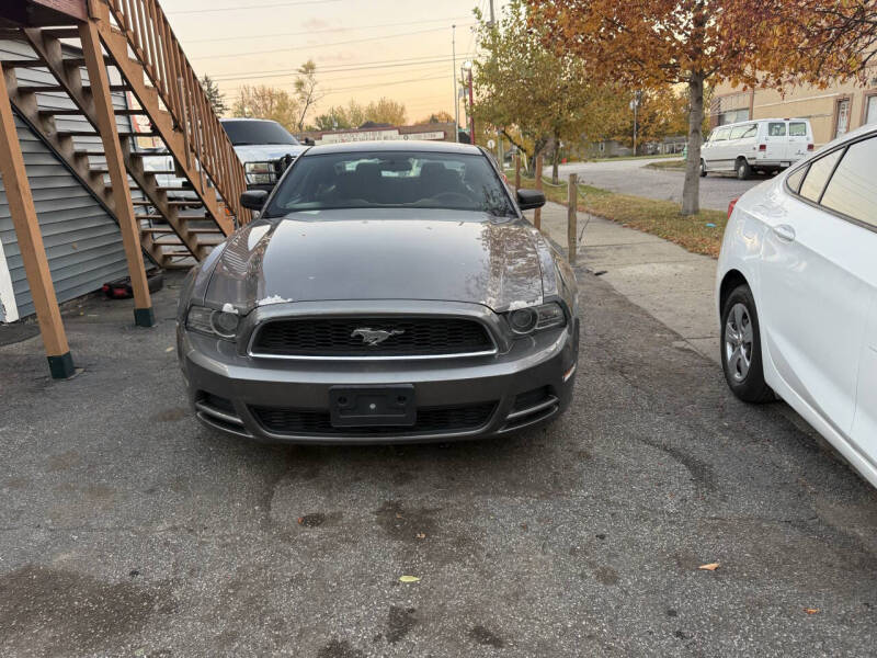 2013 Ford Mustang V6