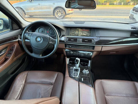2013 BMW 5 Series 528i