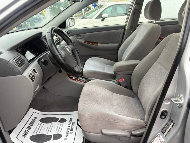 2006 Toyota Corolla LE