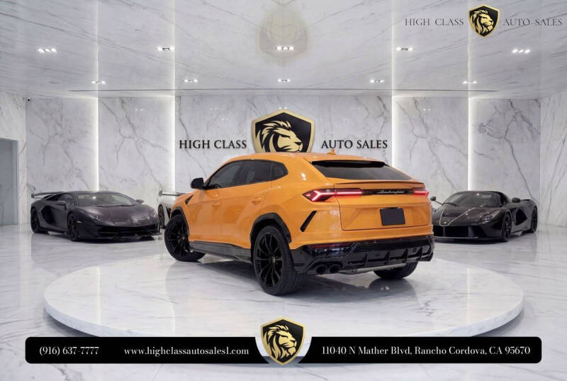 2023 Lamborghini Urus S