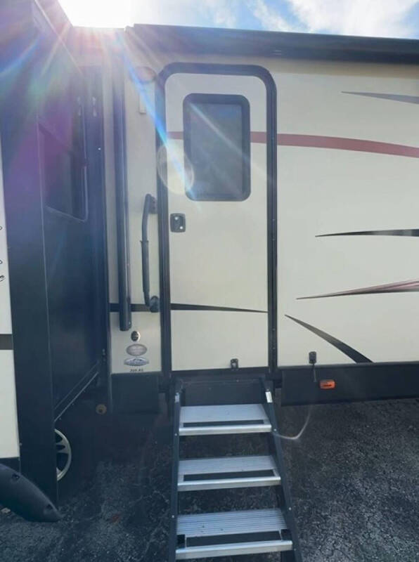 2015 Keystone RV 316RL