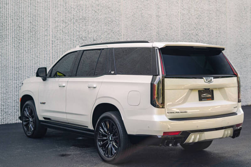 2024 Cadillac Escalade-V