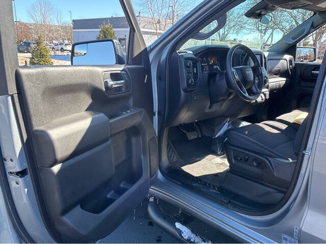 Used 2024 Chevrolet Silverado 1500 Custom with VIN 3GCPDBEK5RG115422 for sale in Madison, WI