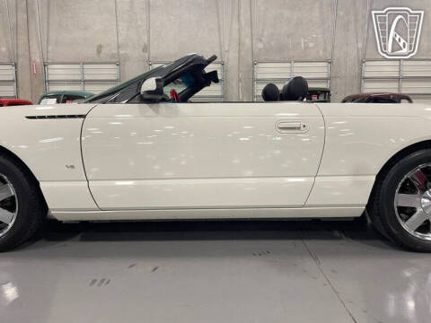 2003 Ford Thunderbird