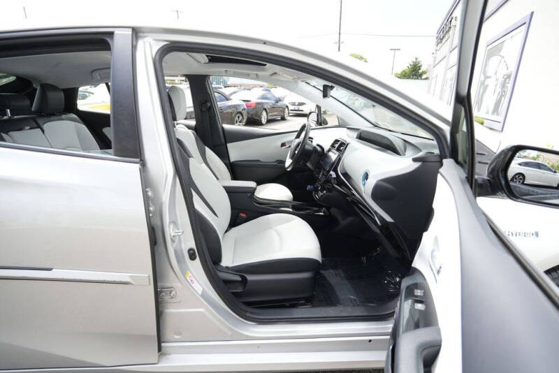 2017 Toyota Prius Four
