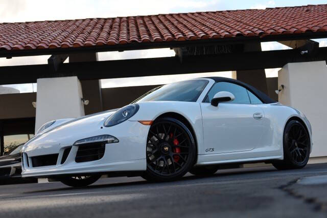 2015 Porsche 911 Carrera GTS