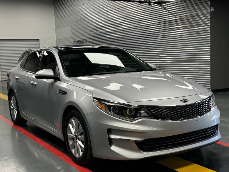 2016 Kia Optima EX photo 7