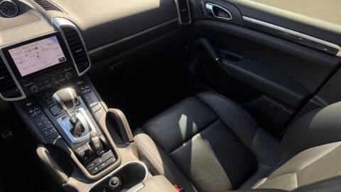 2017 Porsche Cayenne S