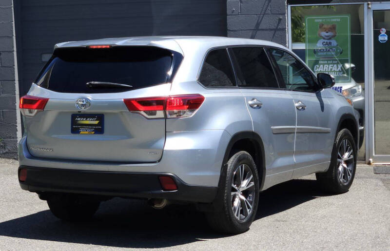 2017 Toyota Highlander LE Plus