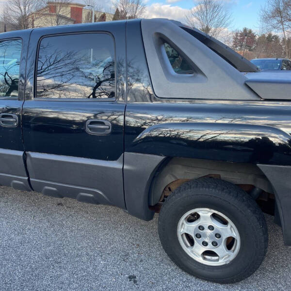 2005 Chevrolet Avalanche 1500 LS