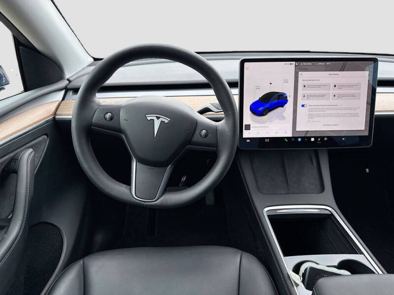2025 Tesla Model Y Long Range