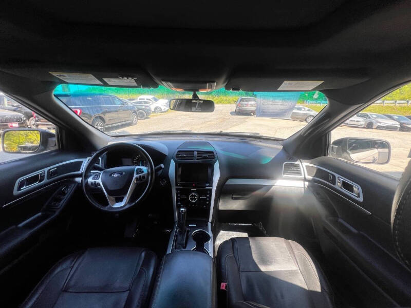 2014 Ford Explorer Sport