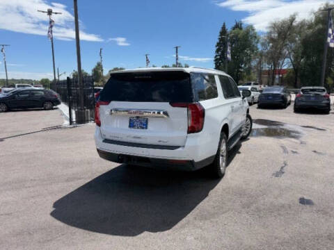 2023 GMC Yukon XL SLT