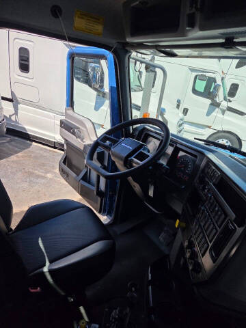 2019 Mack Granite 84FR