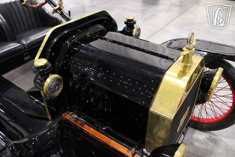 1916 Ford Model T