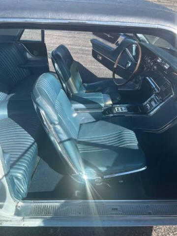 1964 Ford Thunderbird