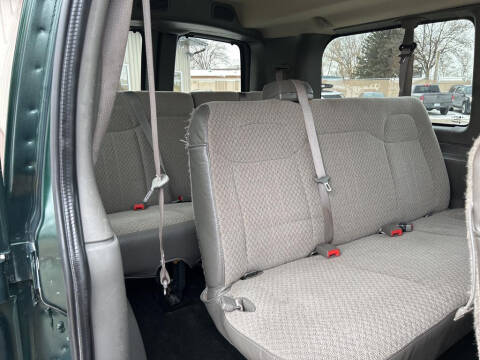 2015 Chevrolet Express LS 2500