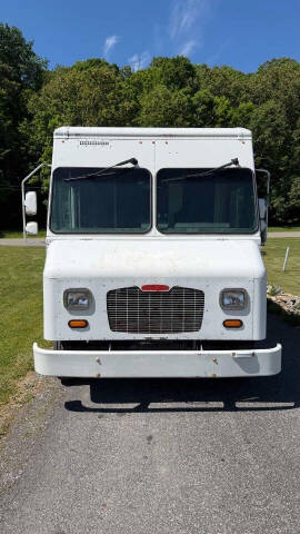 2014 Freightliner MT45 Chassis