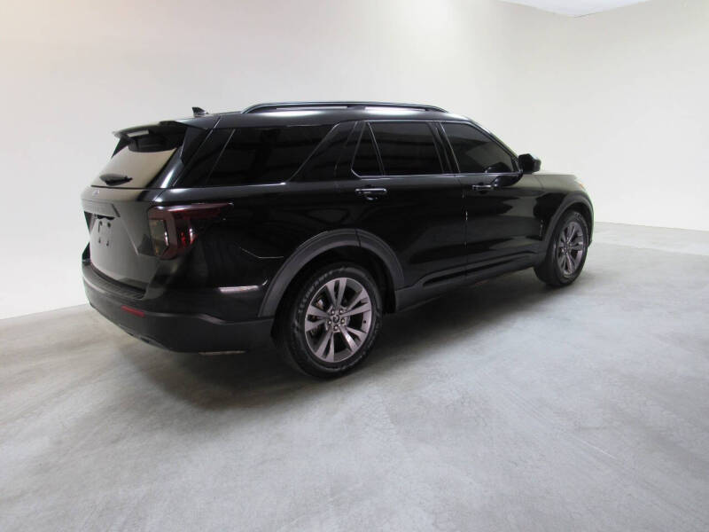 2020 Ford Explorer XLT - Photo 6