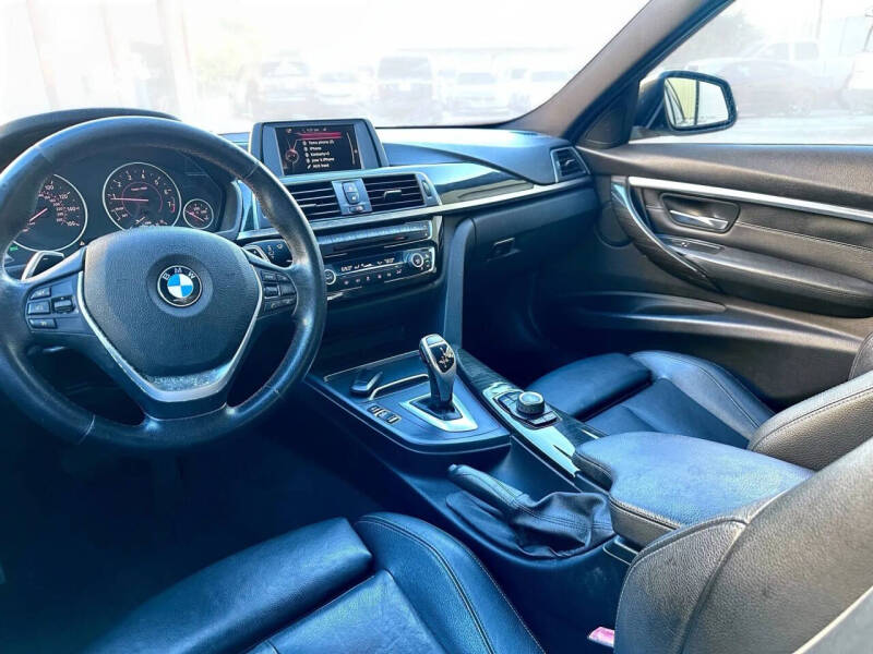 2016 BMW 3 Series 328i