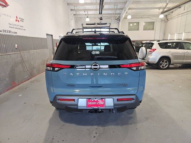 2026 Nissan Pathfinder Platinum