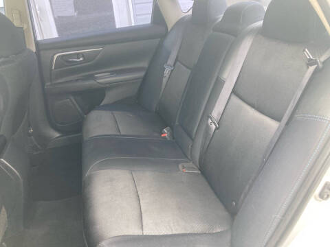 2017 Nissan Altima 2.5 SR