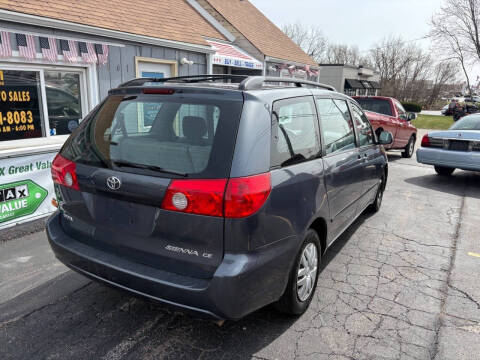 2008 Toyota Sienna CE 7-Passenger