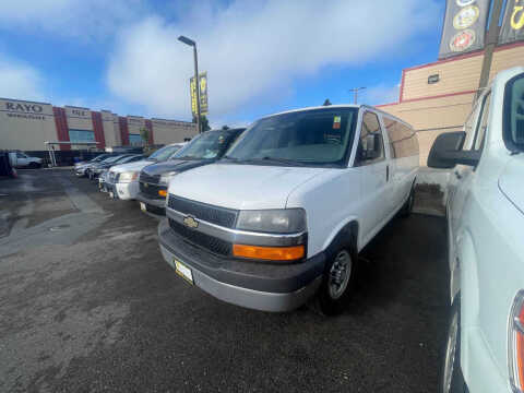 2016 Chevrolet Express LT 3500