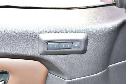 2017 Nissan Titan Platinum Reserve