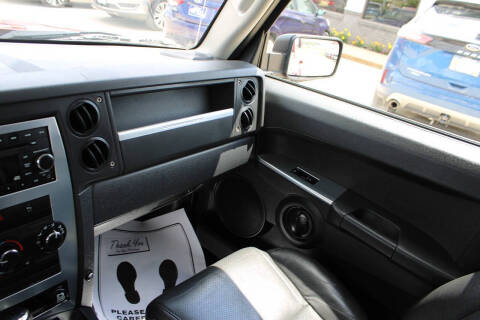 2008 Jeep Commander Sport