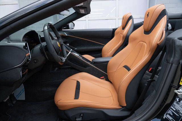 2025 Ferrari Roma Spider