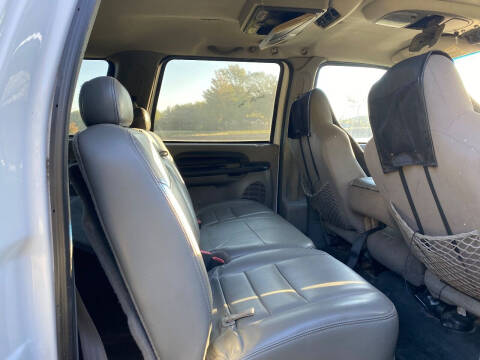 2005 Ford Excursion XLT