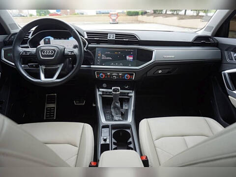 2020 Audi Q3 quattro S line Prem Plus 45 TFSI