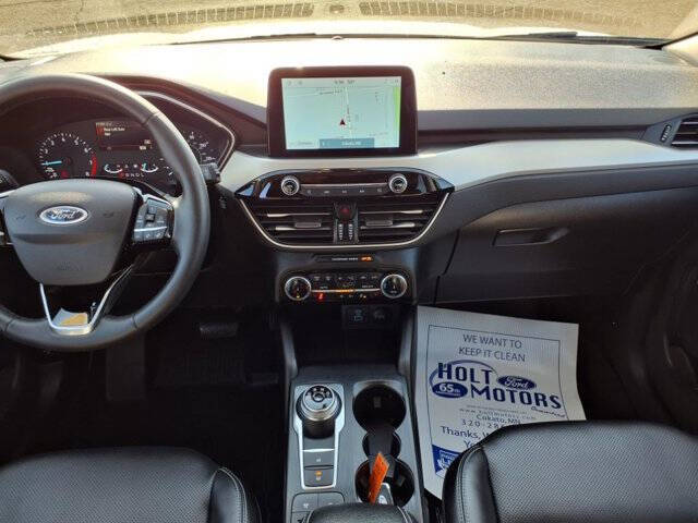 2022 Ford Escape SEL