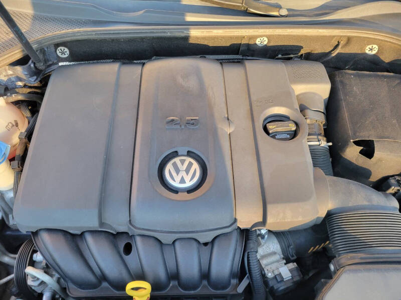 2013 Volkswagen Passat SE PZEV