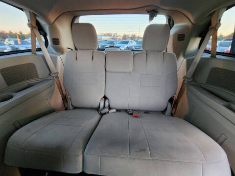 2011 Dodge Grand Caravan Crew