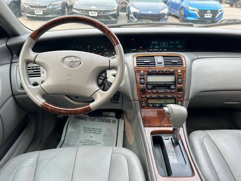 2004 Toyota Avalon