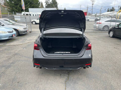 2019 Toyota Avalon XLE