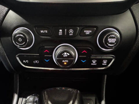 2022 Jeep Cherokee Trailhawk
