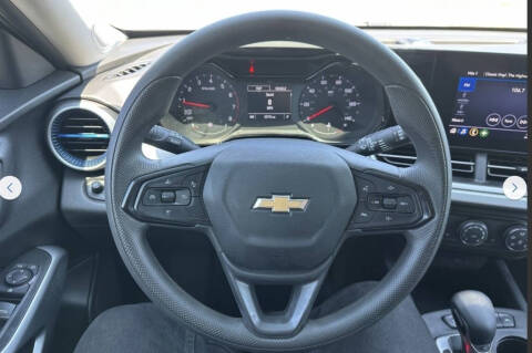 2025 Chevrolet Trax LS