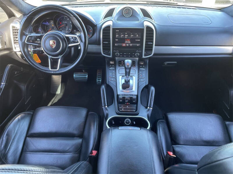 2018 Porsche Cayenne Turbo