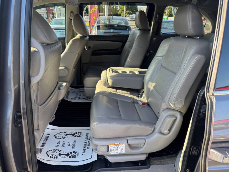 2015 Honda Odyssey Touring Elite