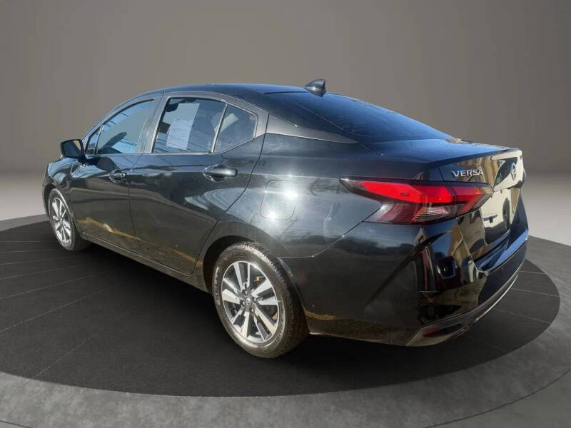 2021 Nissan Versa SV