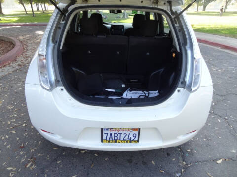 2013 Nissan LEAF SV