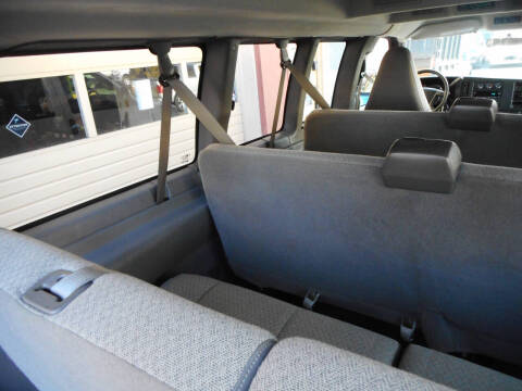 2017 Chevrolet Express LT 3500