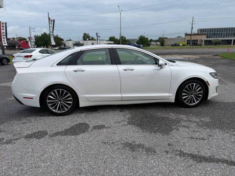 2018 Lincoln MKZ Select