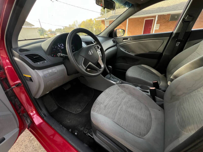 2016 Hyundai Accent SE