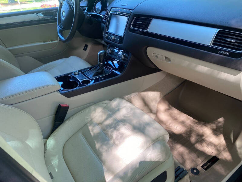 2015 Volkswagen Touareg TDI Lux