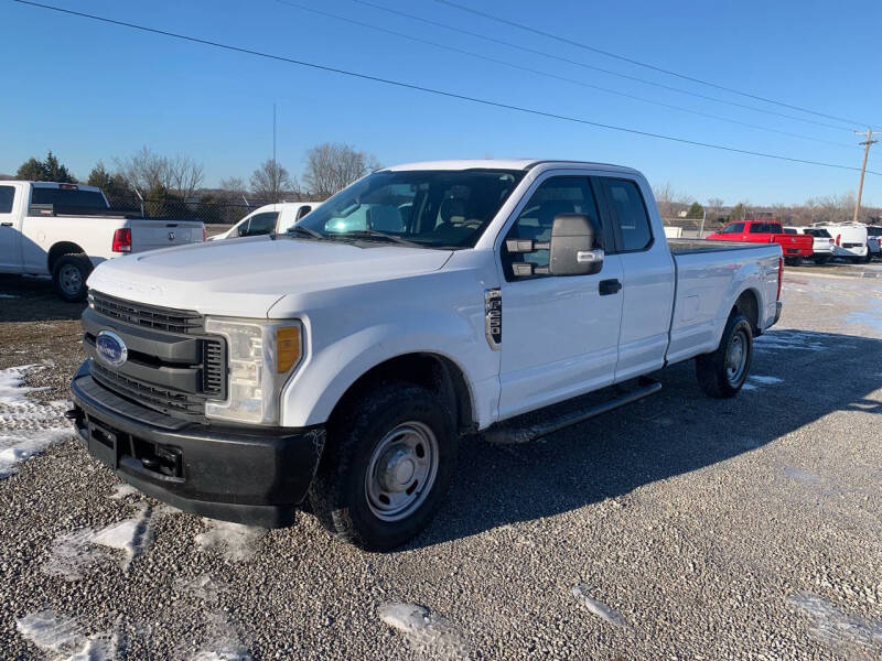 Ford F-250 Super Duty's photo