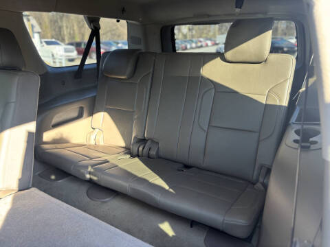 2017 Chevrolet Suburban LT